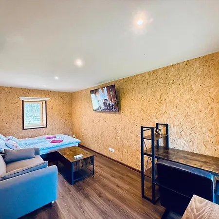 3 Guesthouse, Kitchen, Gym, Pool * Haldreka